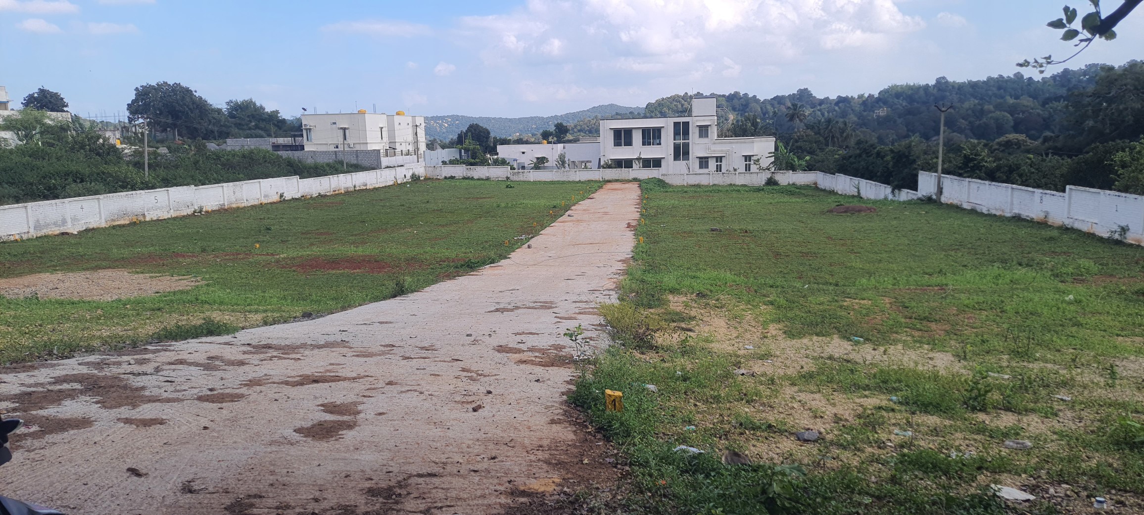 On-Road Residential Plots for Sale in Nilavoor, Yelagiri Hills